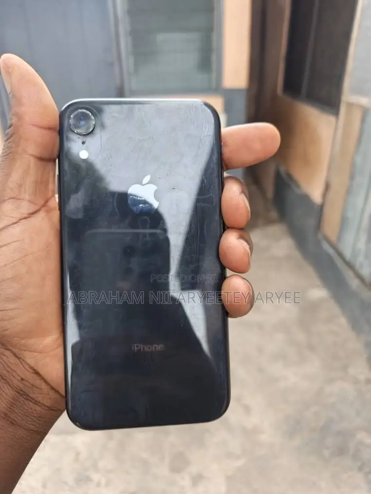 Apple iPhone XR 64 GB Black
