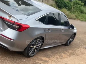 Honda Civic 2022 Silver