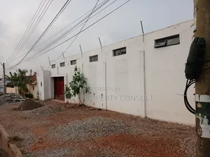 9bdrm House in Adjiringanor, Accra Metropolitan for sale