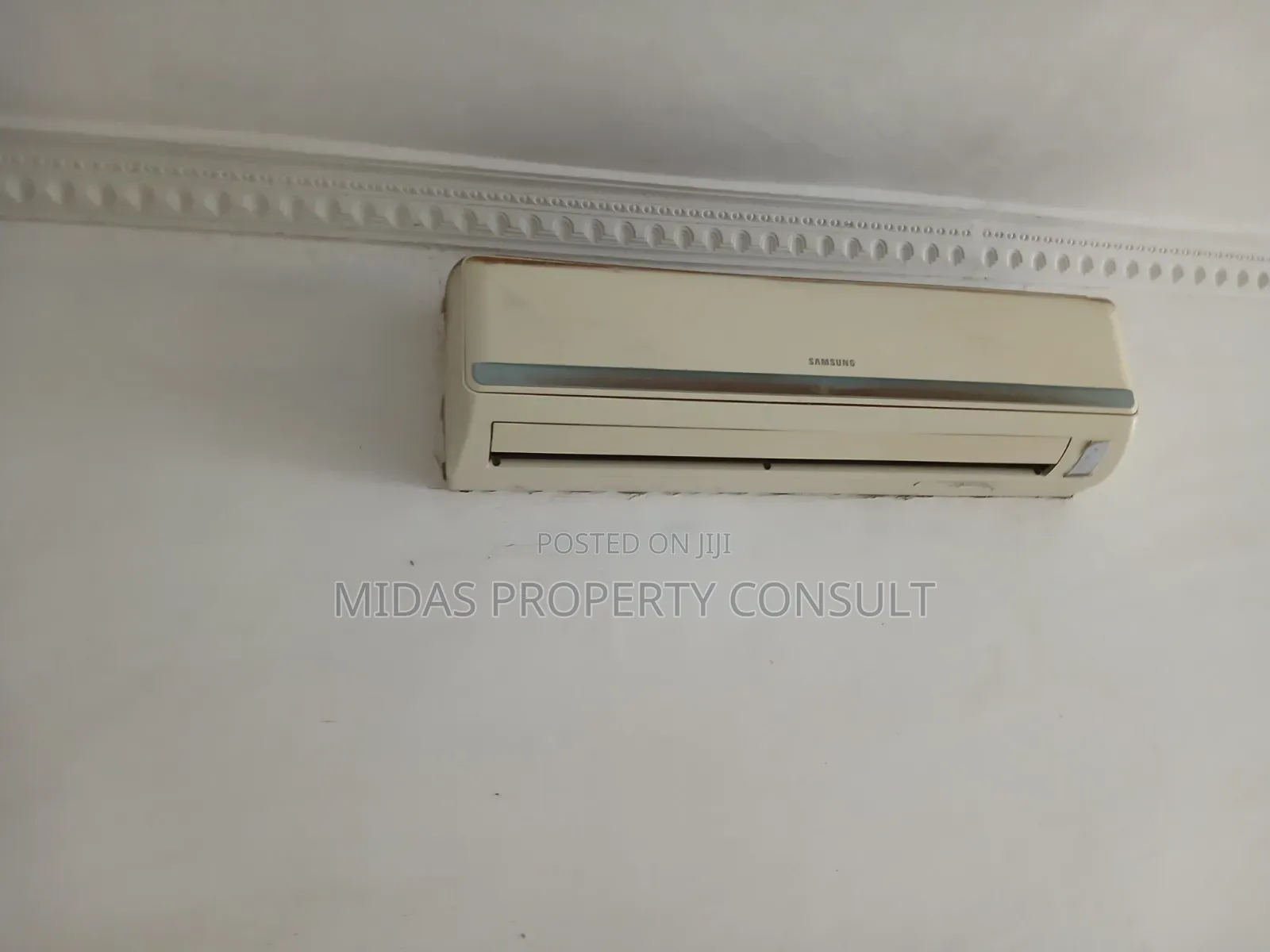 9bdrm House in Adjiringanor, Accra Metropolitan for sale