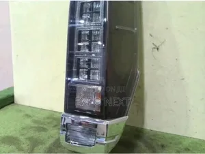 Toyota Voxy 2014-2016 Daa-Zwr80g Pair Tail Light