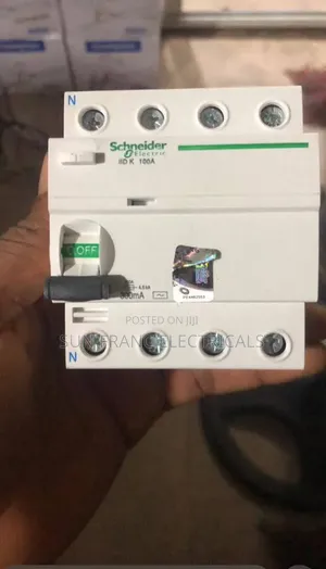 100a 4pole Residual Current Circuit Breaker (Rccb)