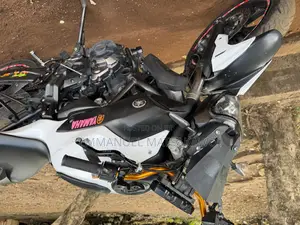 Yamaha 2017 White
