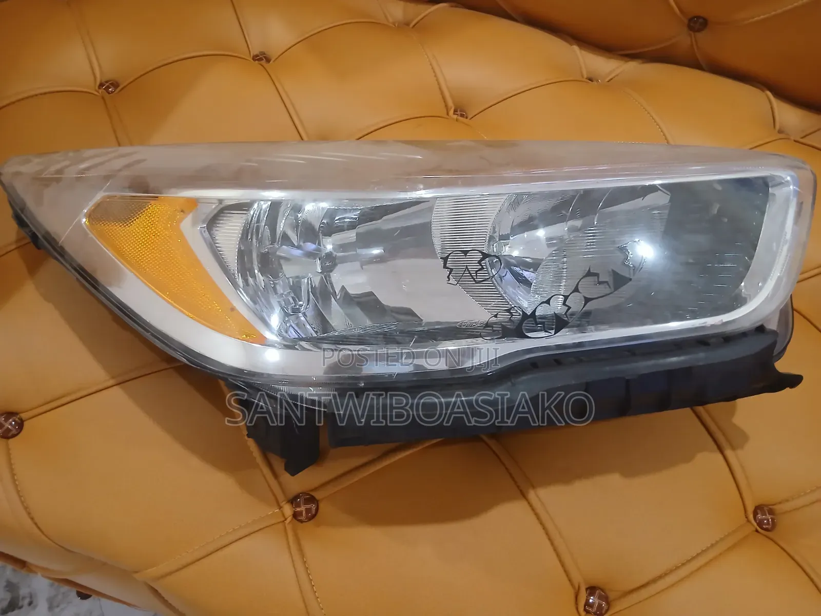 Headlight Ford Escape 2017