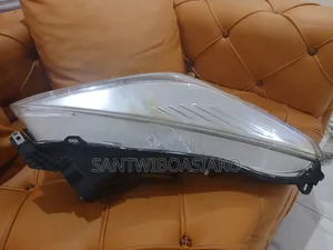 Headlight Ford Escape 2017