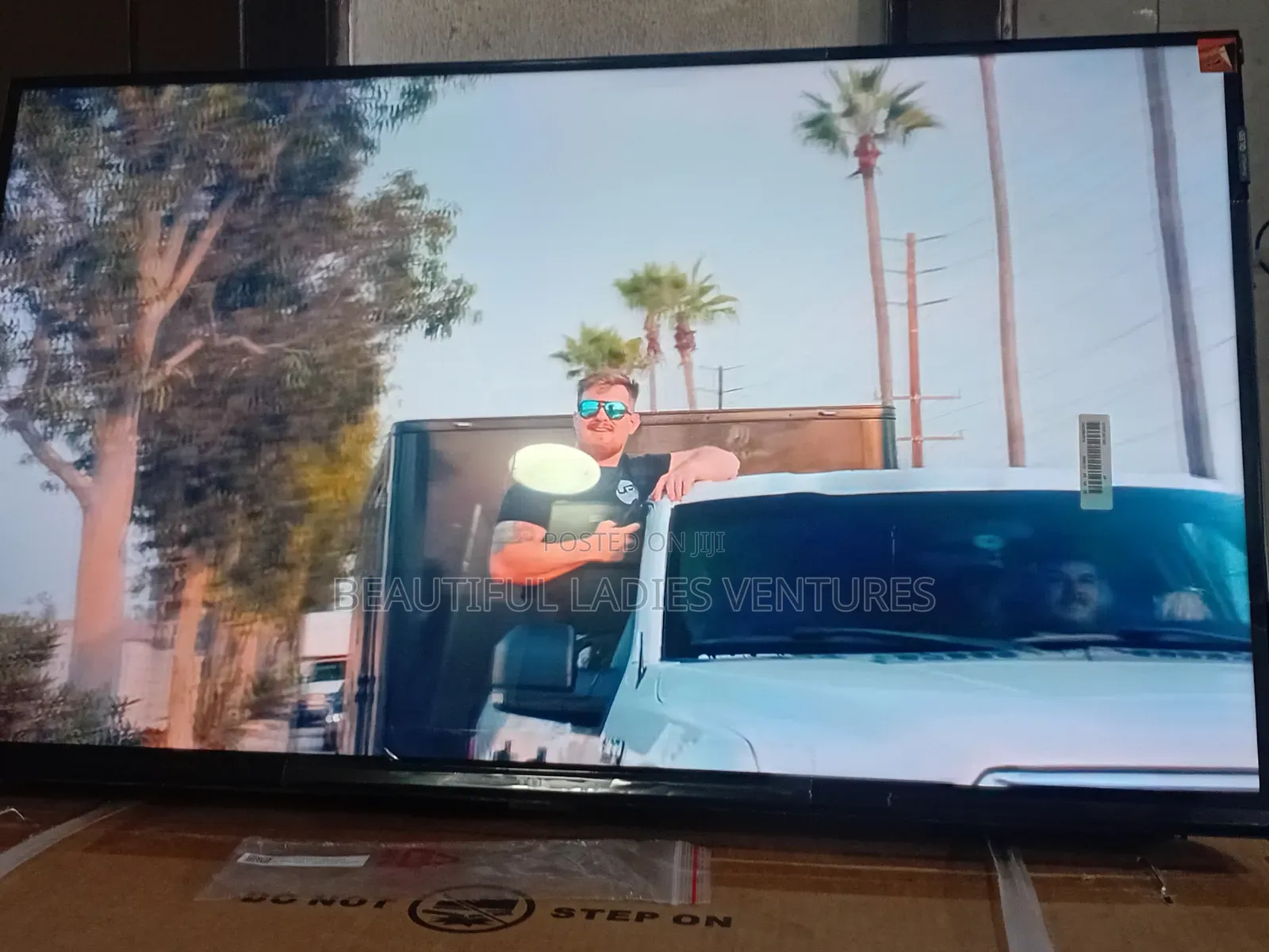 TCL 32-Inch Digital Tv for Everyday Viewing Comfort