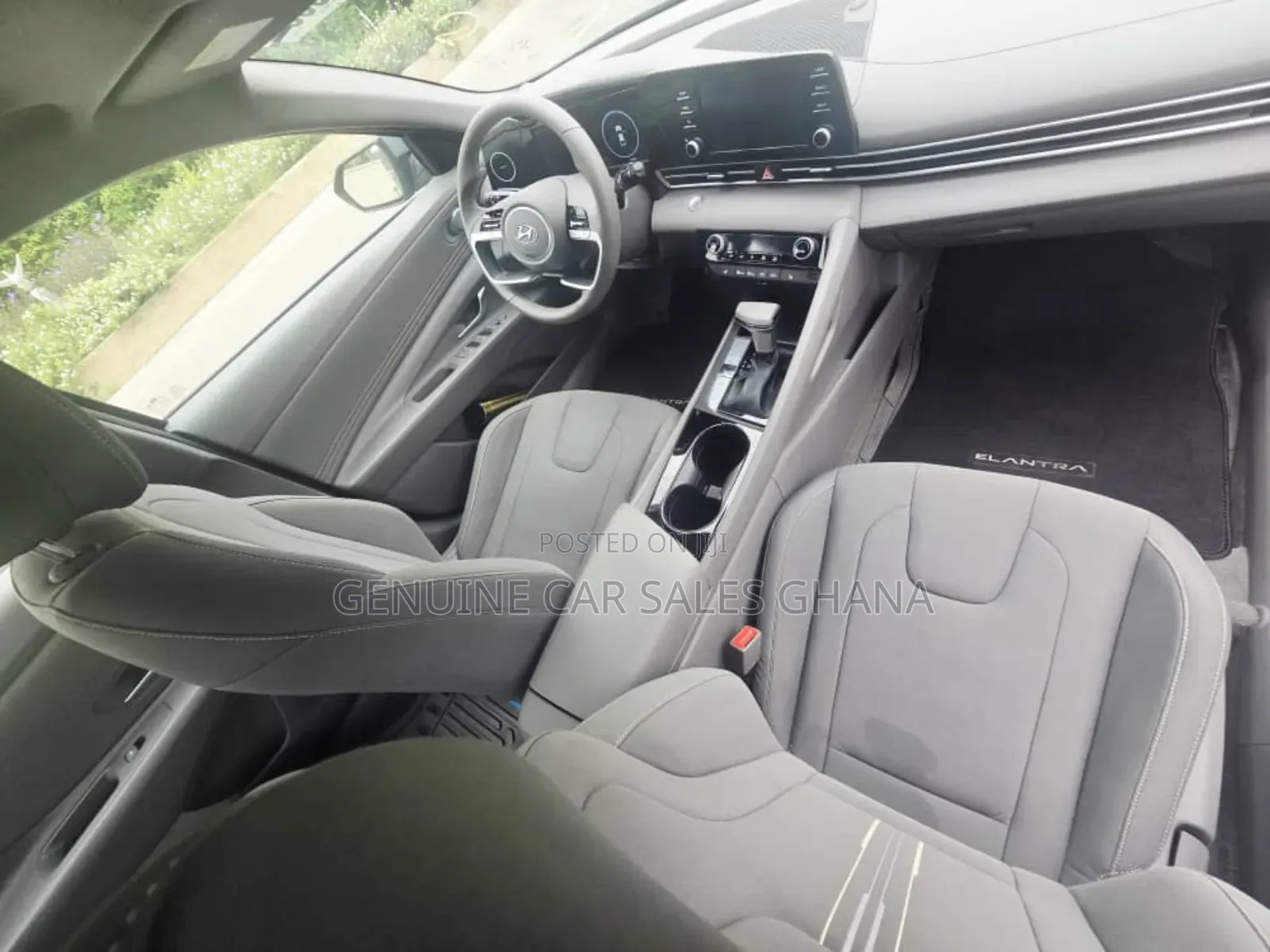 Hyundai Elantra SE 2022 Silver
