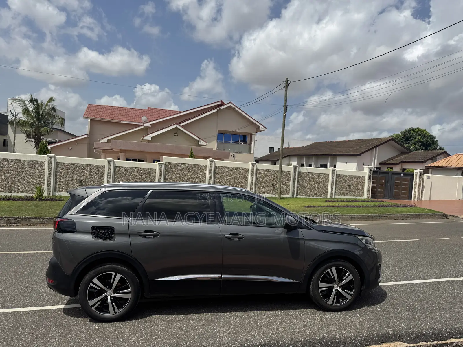 Peugeot 5008 1.6 BlueHDi 120 2020 Gray