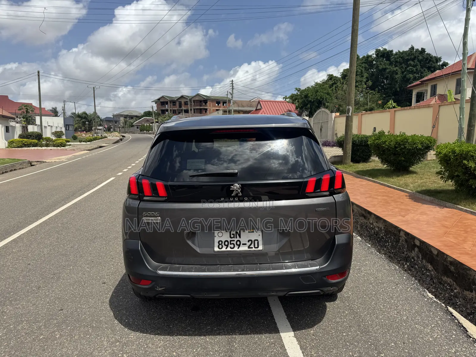 Peugeot 5008 1.6 BlueHDi 120 2020 Gray