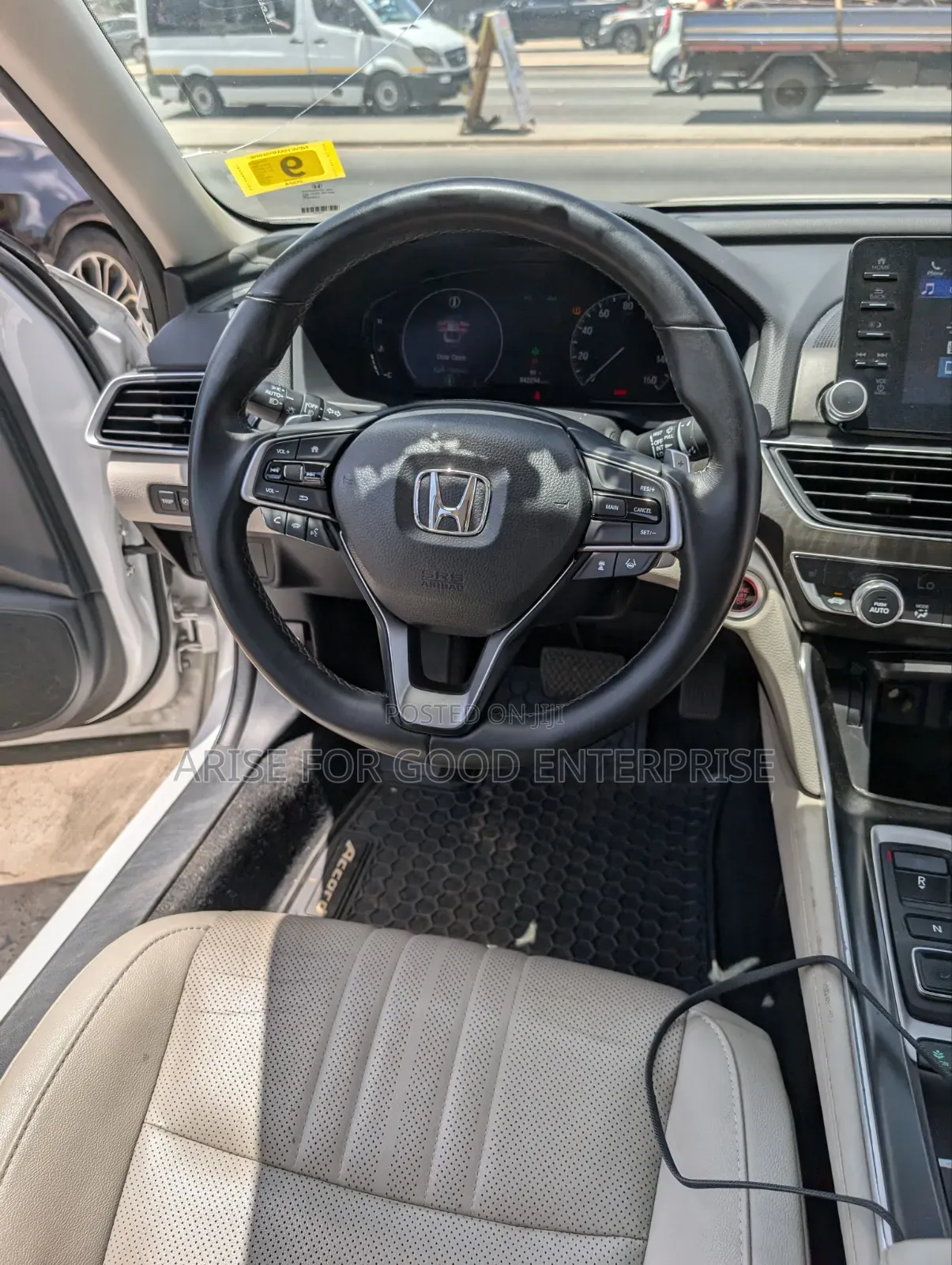 Honda Accord EX-L (2.0L 4cyl Turbo 10A) 2019 White