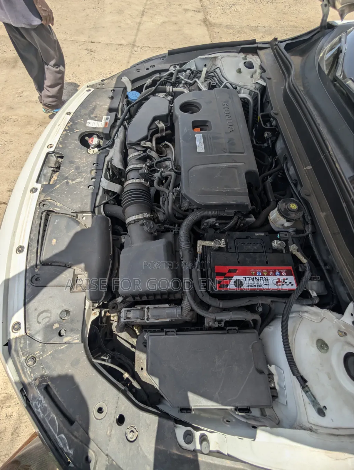 Honda Accord EX-L (2.0L 4cyl Turbo 10A) 2019 White