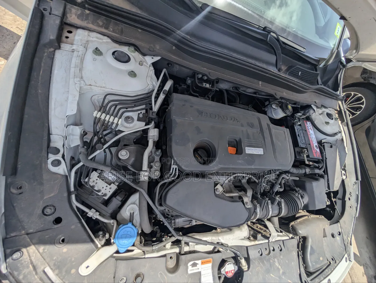 Honda Accord EX-L (2.0L 4cyl Turbo 10A) 2019 White