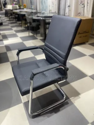 Visitors Chair With Textured Armrest
