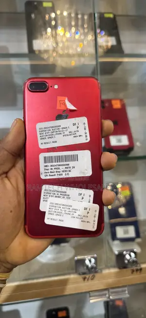 Apple iPhone 7 Plus 128 GB Red