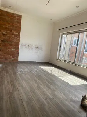 1bdrm Room & Parlour in West Hills Mall Area for rent