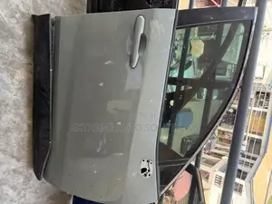 Toyota Rav4 2021 Front Right Door