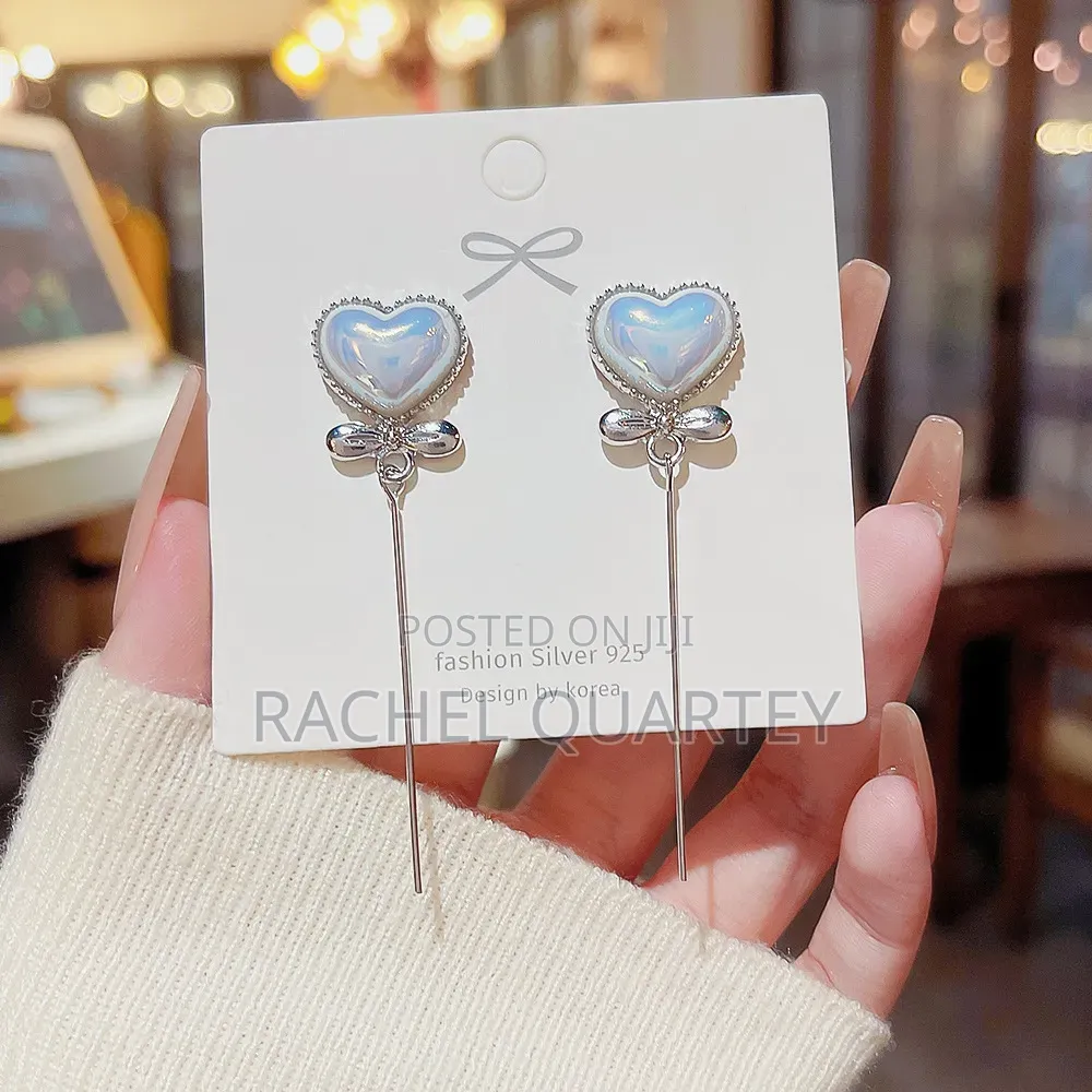 Earrings (Studs) High Quality