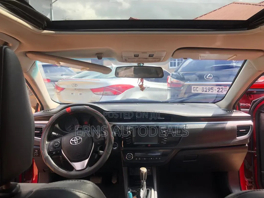 Toyota Corolla S 4dr Sedan (1.8L 4cyl CVT) 2015 Red