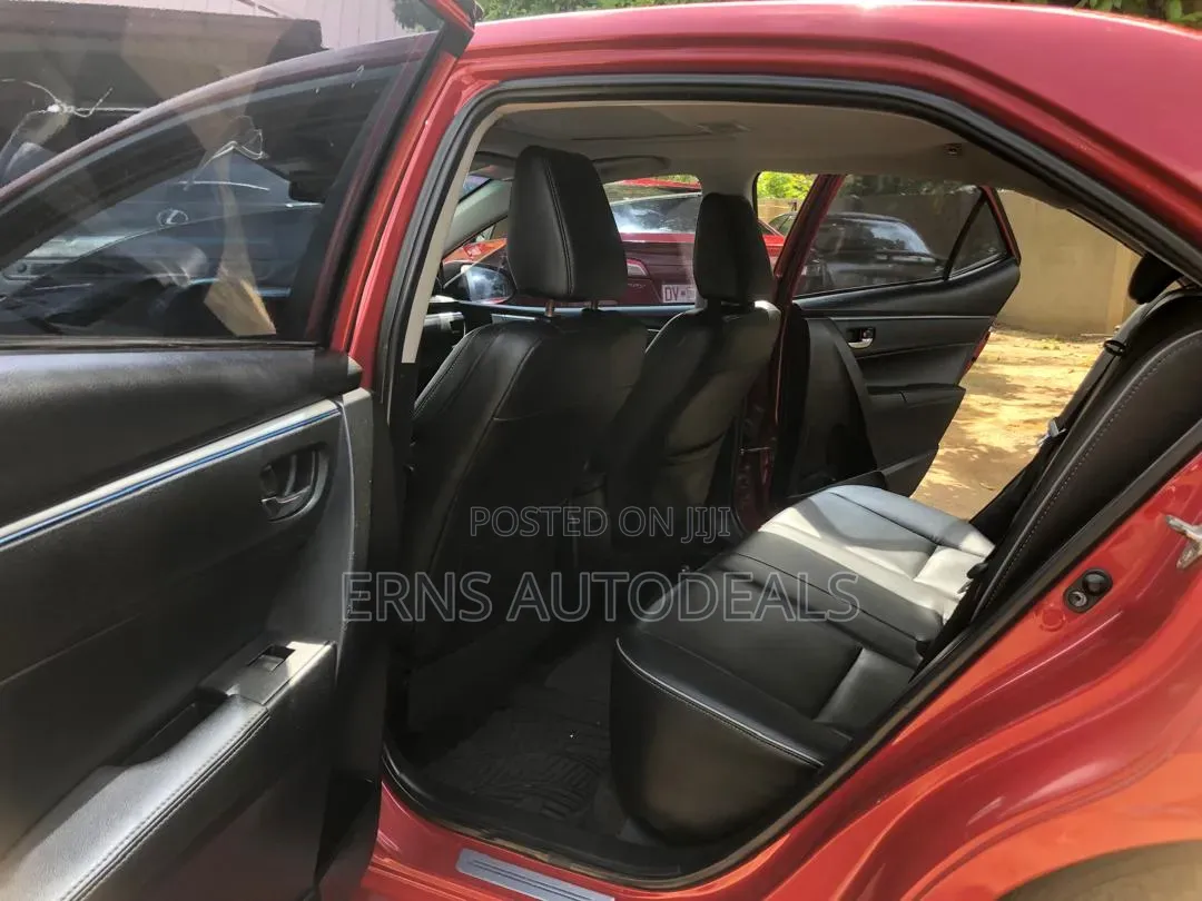 Toyota Corolla S 4dr Sedan (1.8L 4cyl CVT) 2015 Red