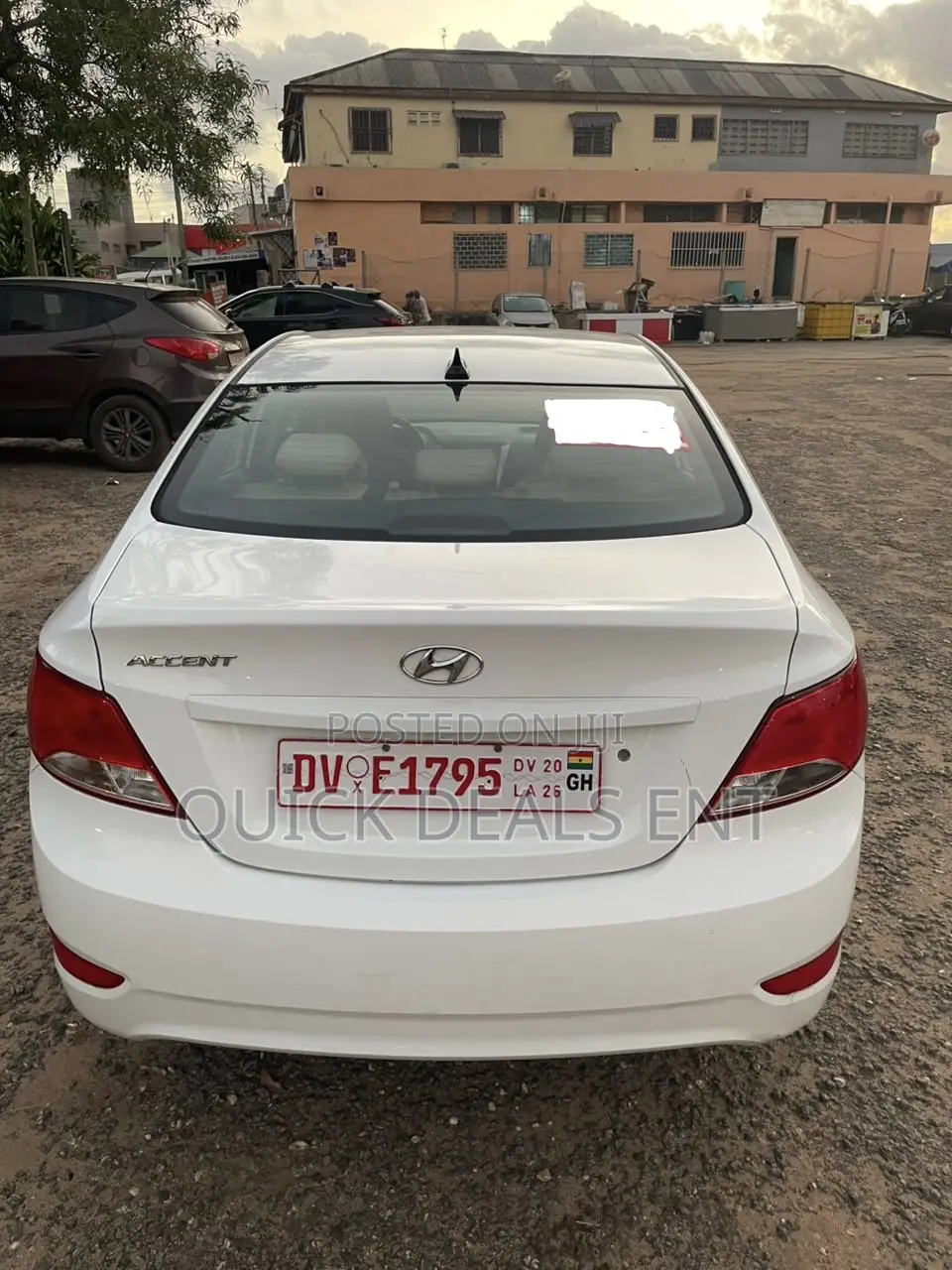 Hyundai Accent SE Sedan 2017 White