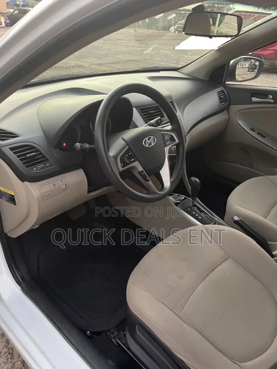 Hyundai Accent SE Sedan 2017 White
