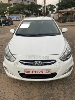 Hyundai Accent SE Sedan 2017 White