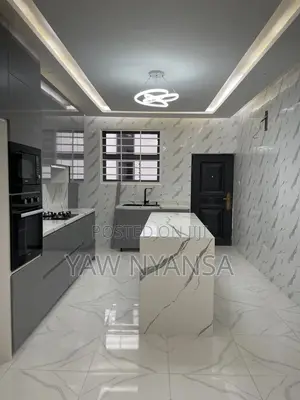 4bdrm House in Bn Estate, Greater Accra for sale