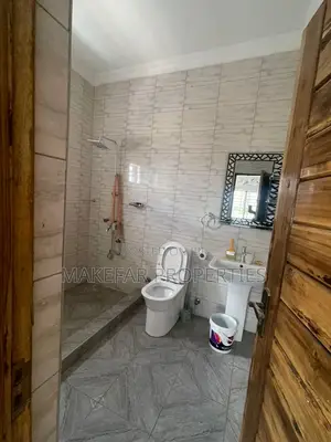 Furnished 2bdrm Apartment in School Junction for rent