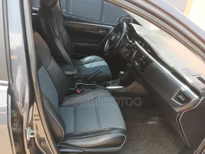 Toyota Corolla LE 4dr Sedan (1.8L 4cyl CVT) 2015 Blue