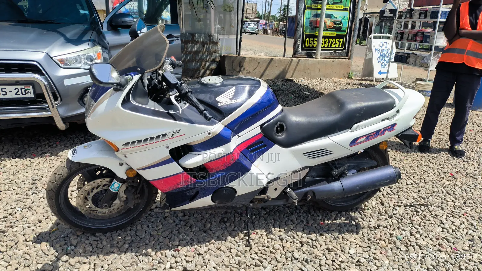 Honda CBR 1991 White