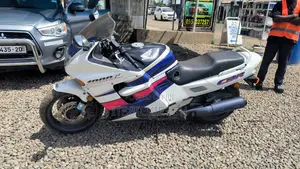 Honda CBR 1991 White