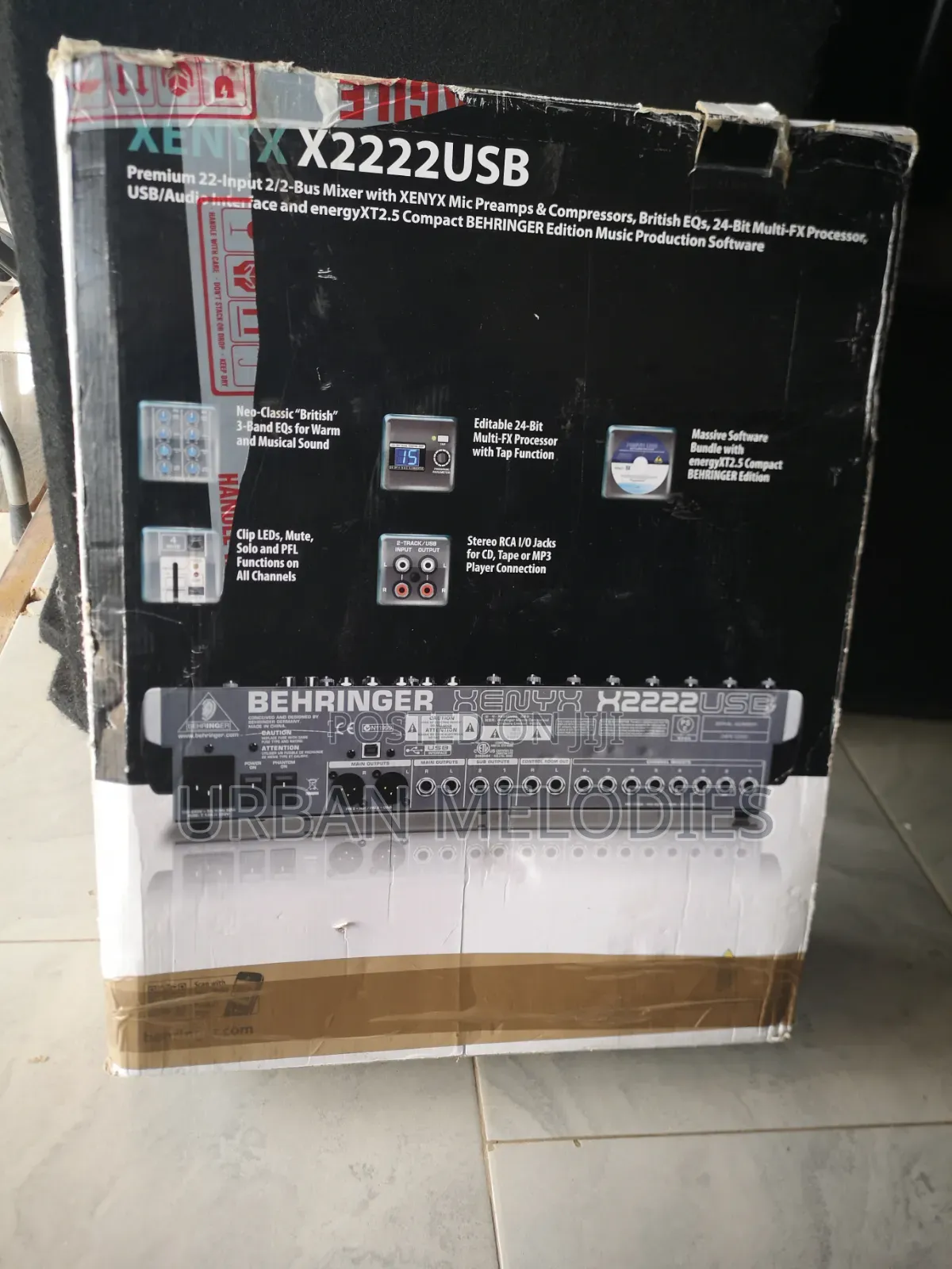 Behringer Xenyx X2222 Usb Audio Mixer