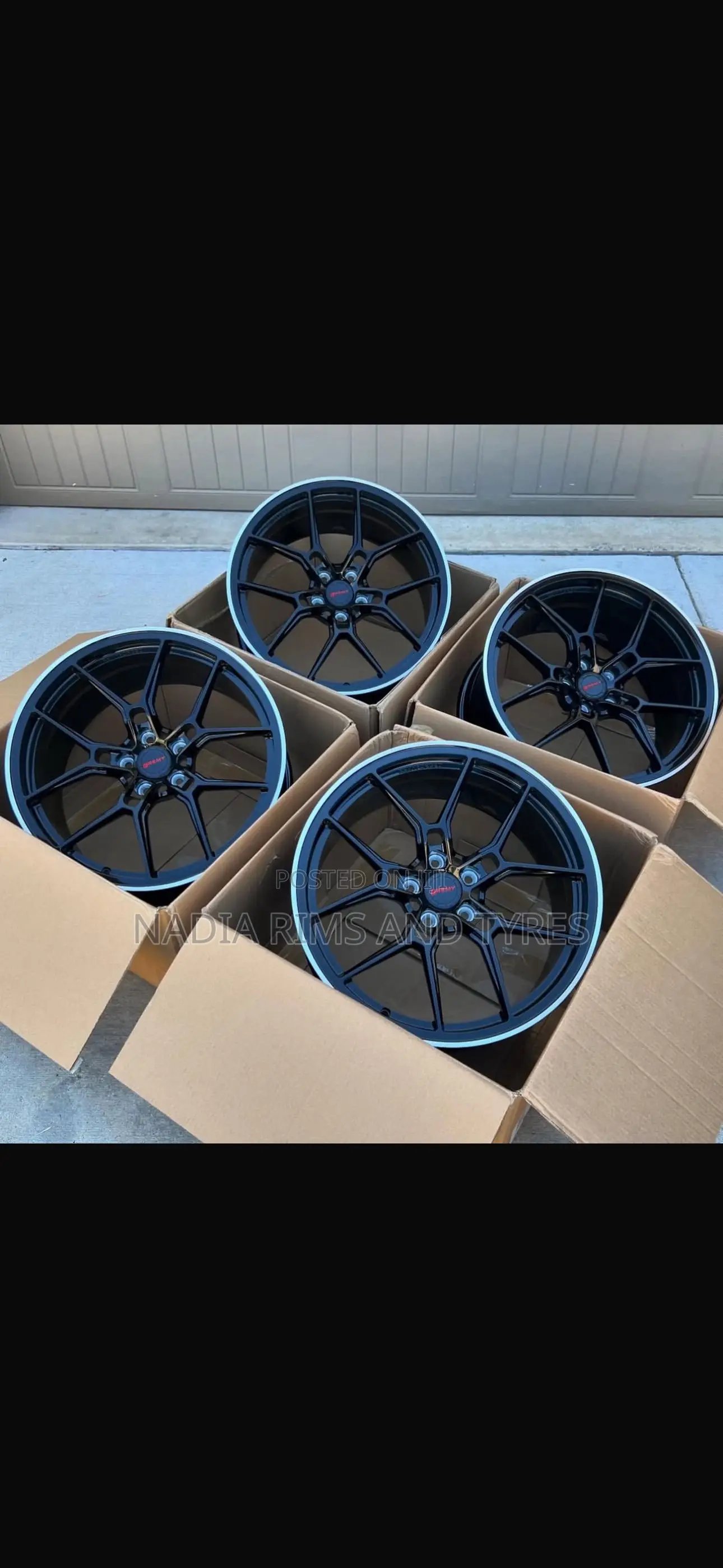 Toyota Corolla Rim 17 Available