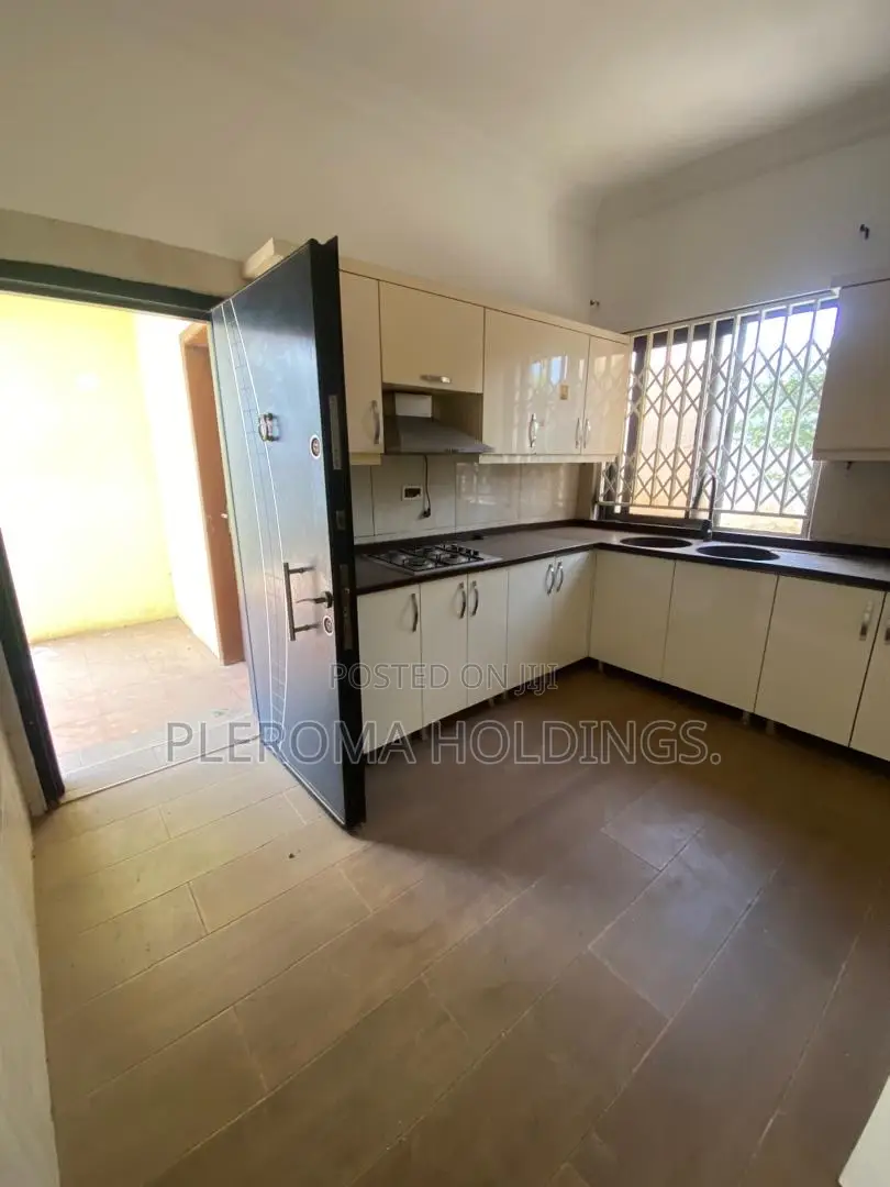 3bdrm Duplex in East Legon Hills for rent