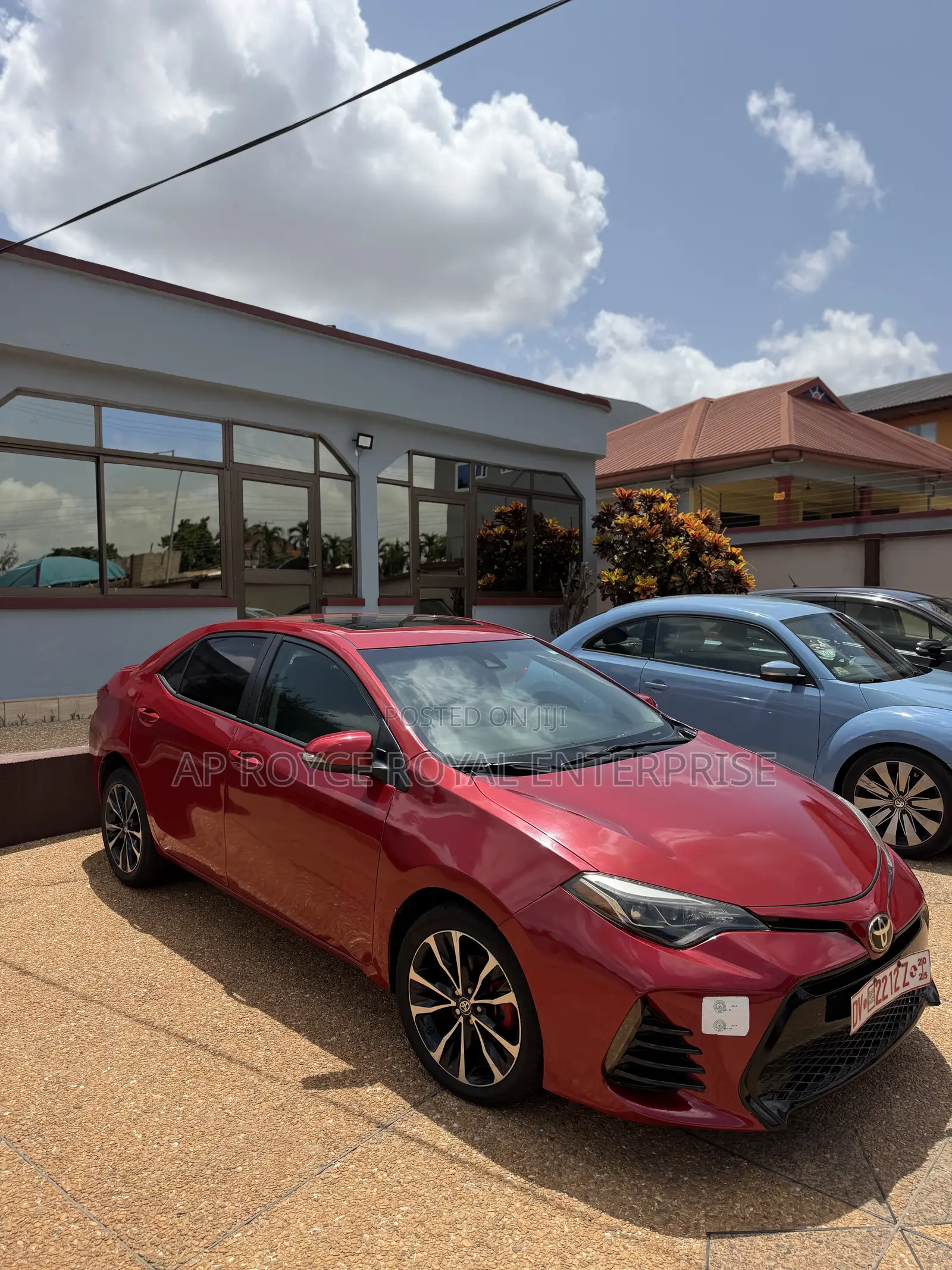 Toyota Corolla XSE (1.8L 4cyl 2A) 2019 Red