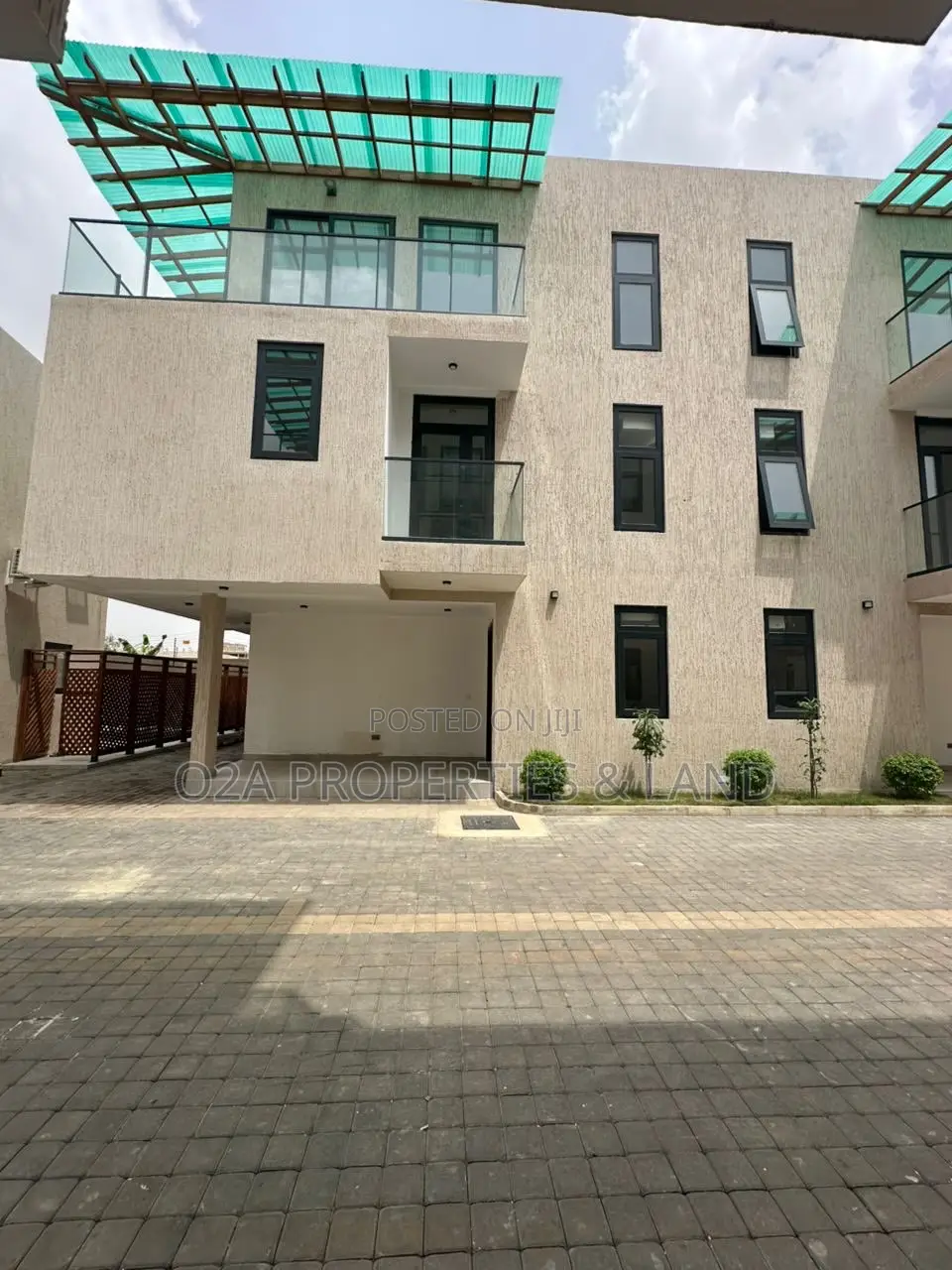 4bdrm House in Adjiringanor, Ability for rent