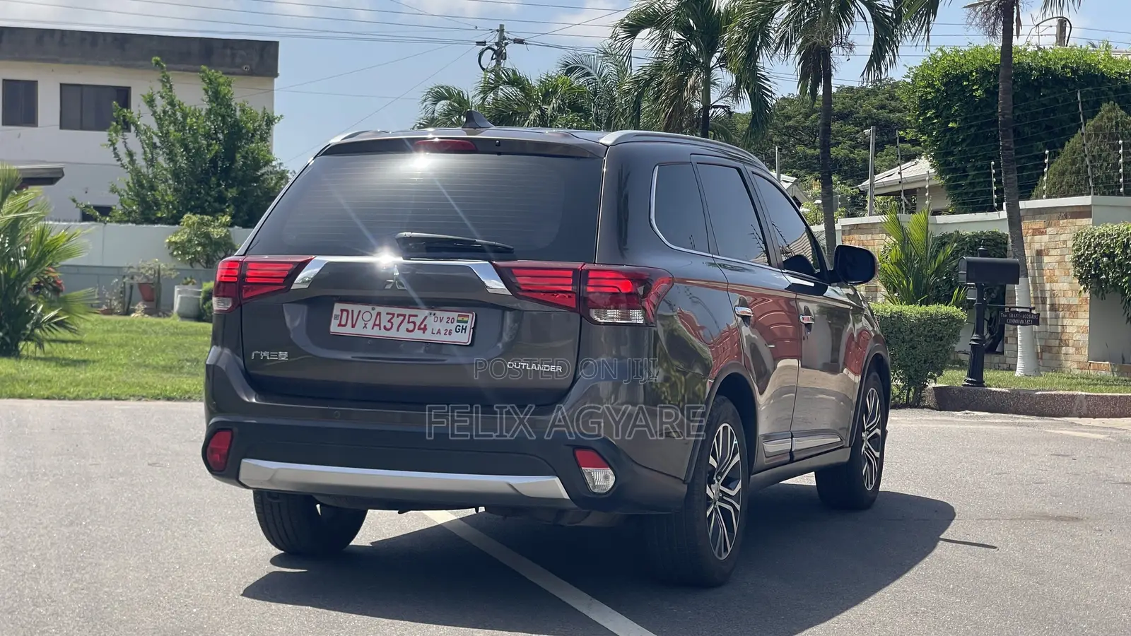 Mitsubishi Outlander SEL FWD 2017 Gray