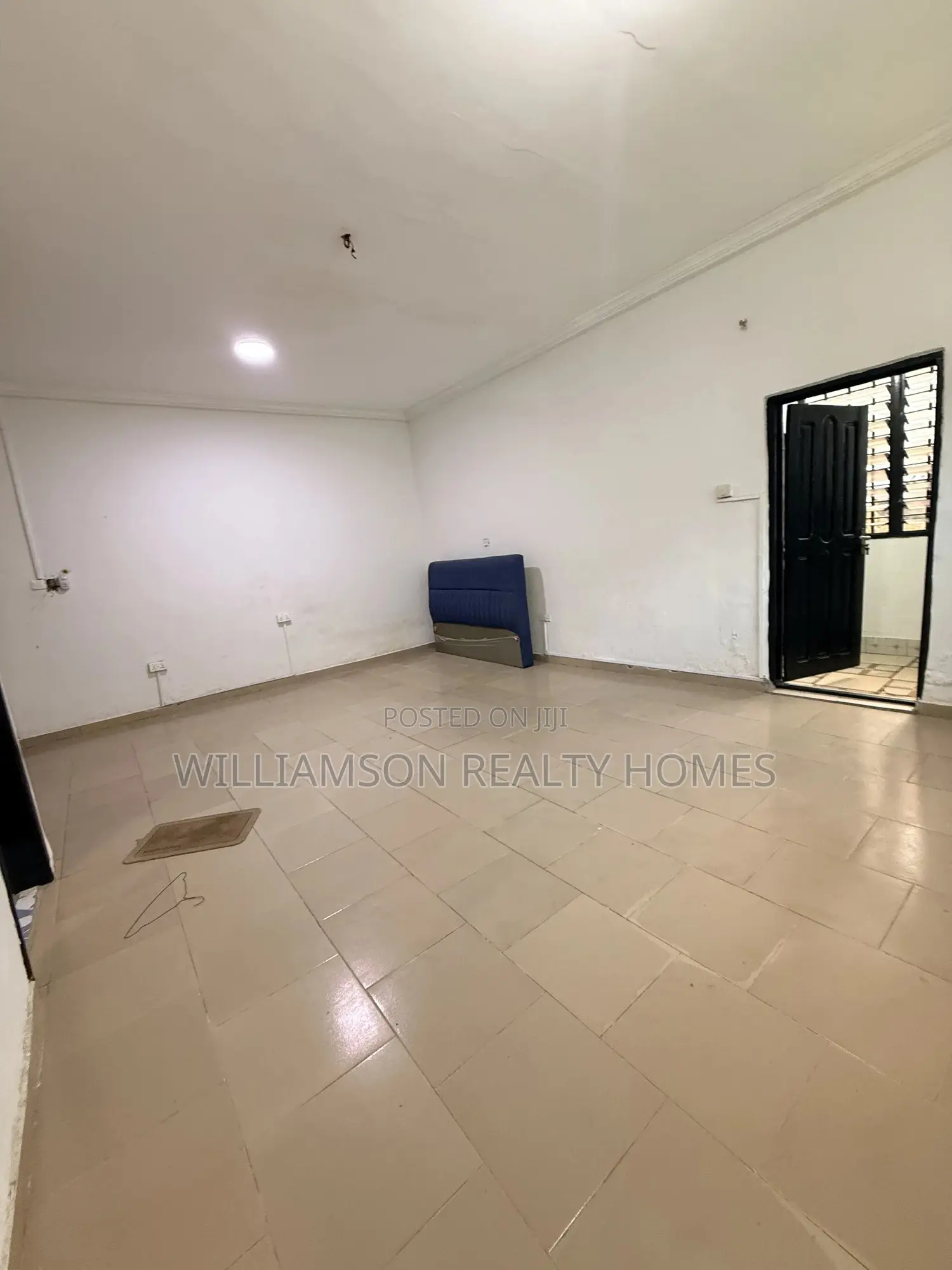 1bdrm Apartment in Spintex Main Road for rent