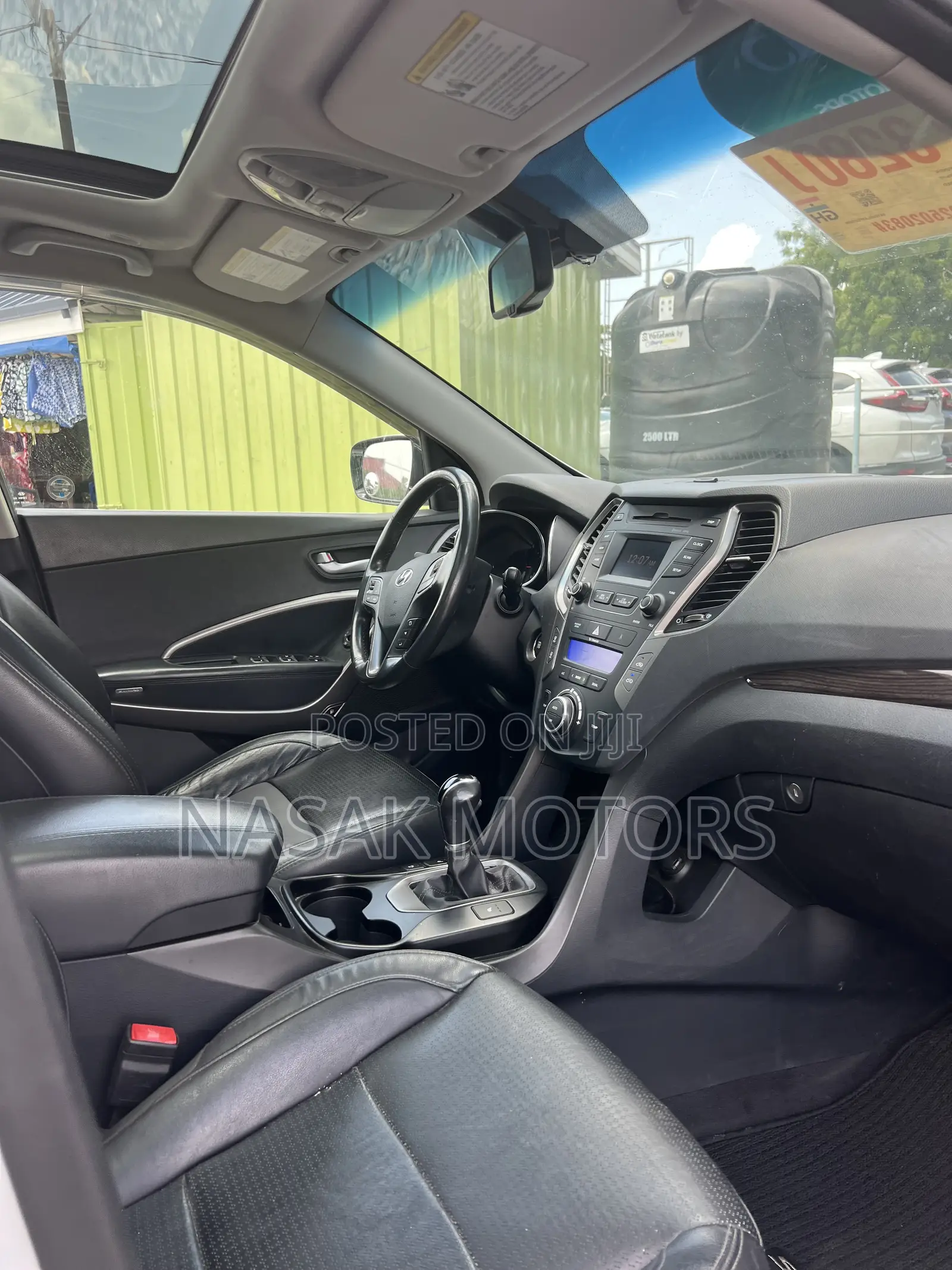 Hyundai Santa Fe Limited AWD 2016 White