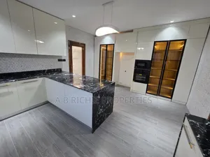 4bdrm Bungalow in Ab Richie Properties, Tseaddo for rent