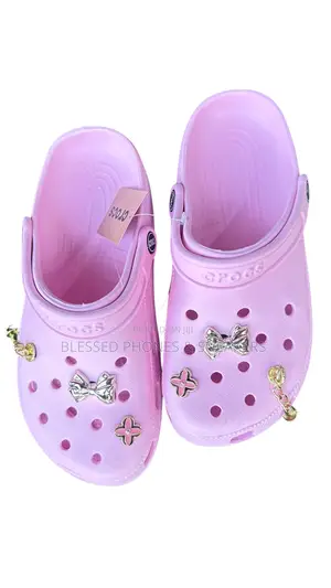 Female Design Crocs