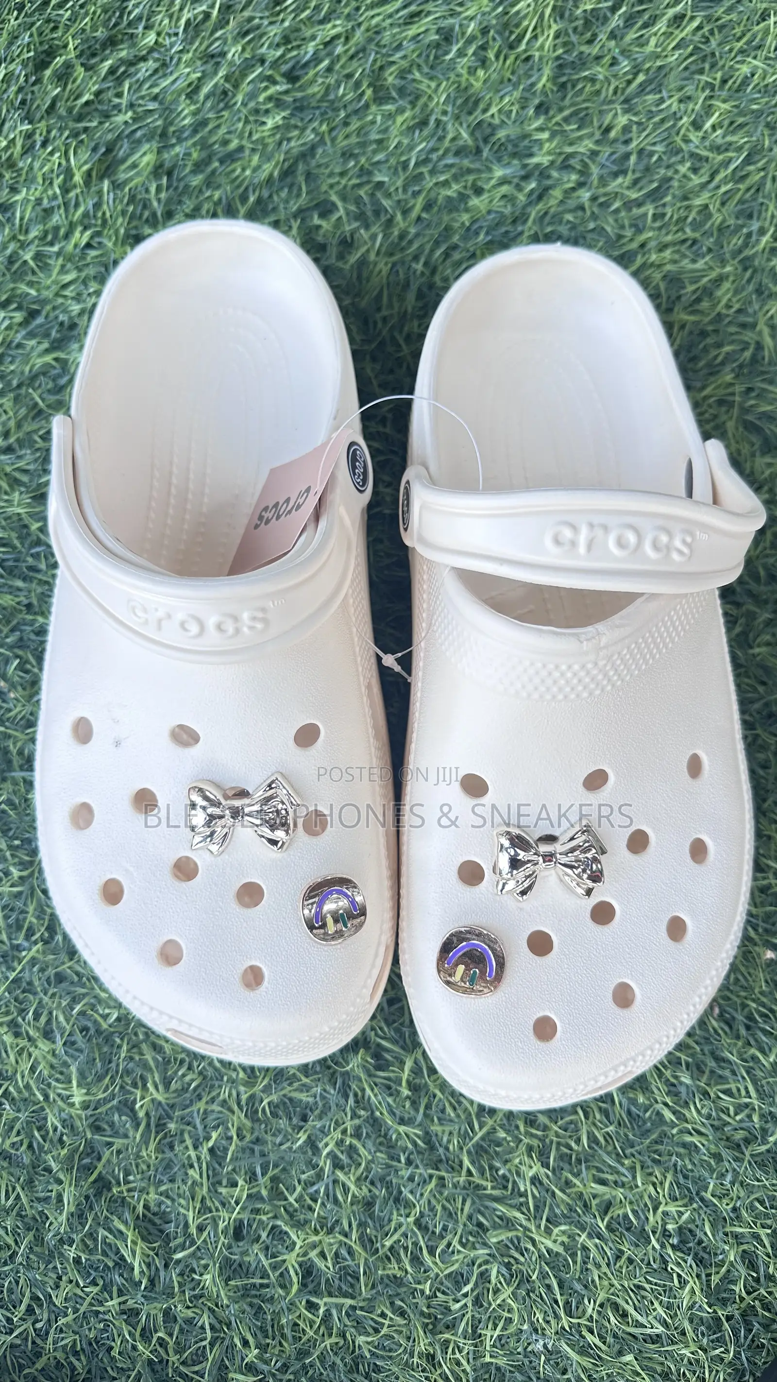 Female Design Crocs