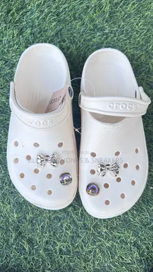 Female Design Crocs