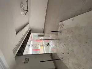 Double Shop for Rent at Madina
