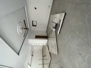 Double Shop for Rent at Madina