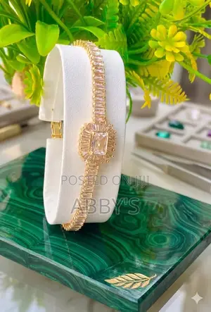 Latest Zirconia Stone Bracelet for Ladies