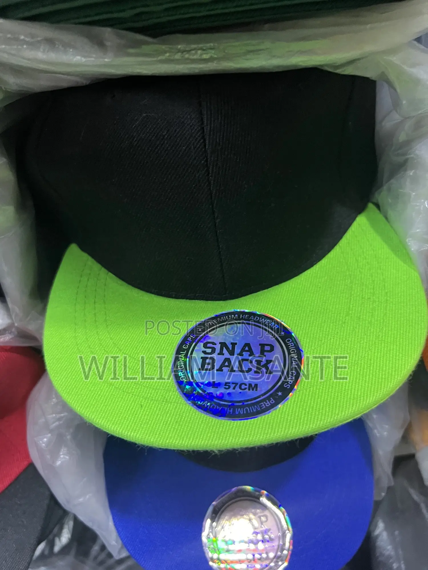 Plain Snapback Caps