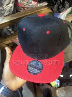 Plain Snapback Caps