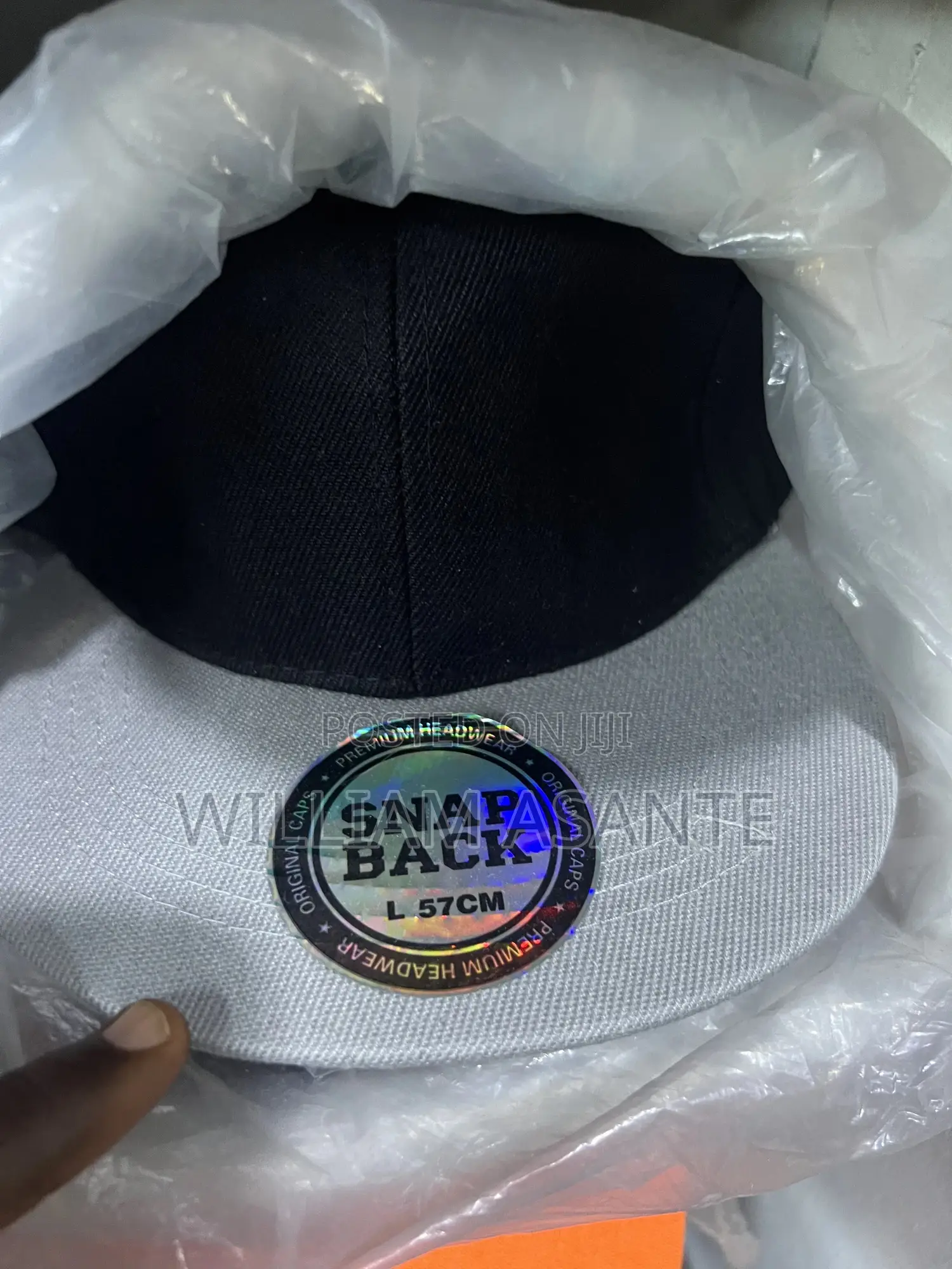 Plain Snapback Caps