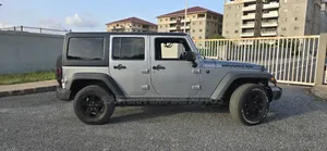 Jeep Wrangler Rubicon 4x4 2016 Gray